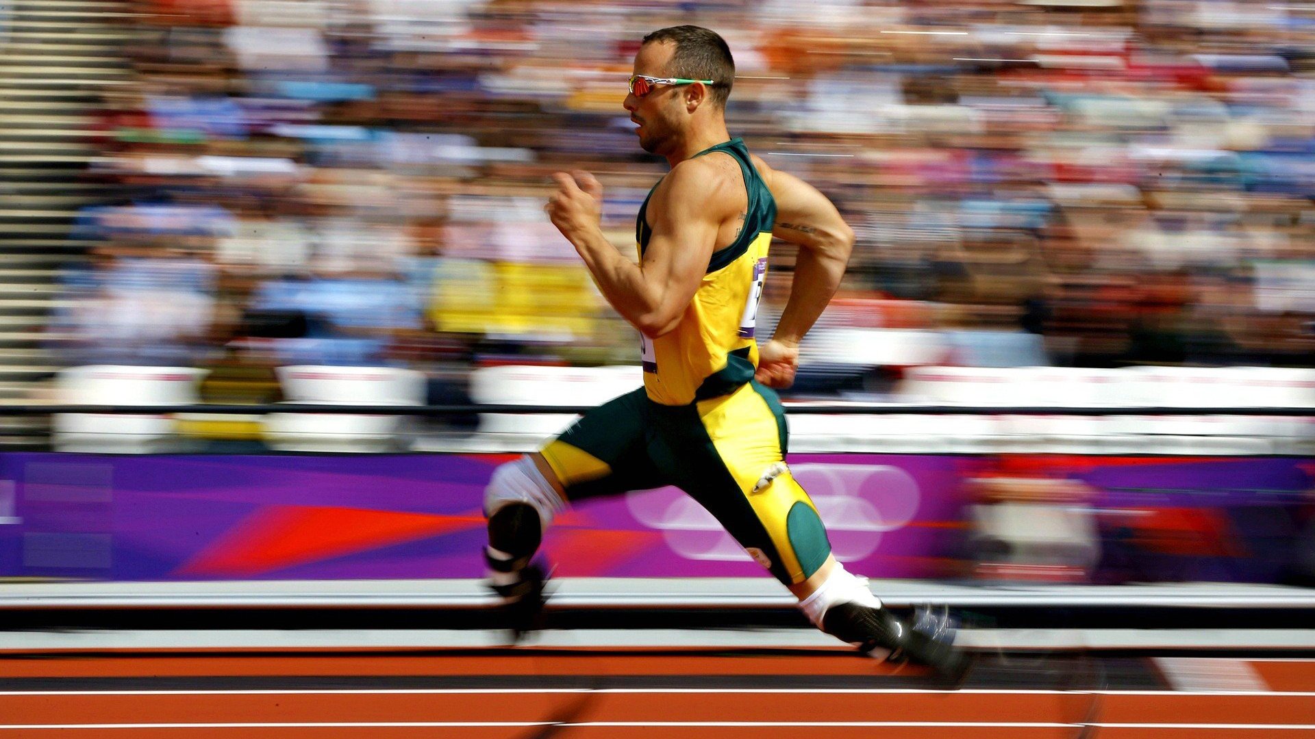 _红土流金：最具观赏价值的本土赛事_，红土百度百科